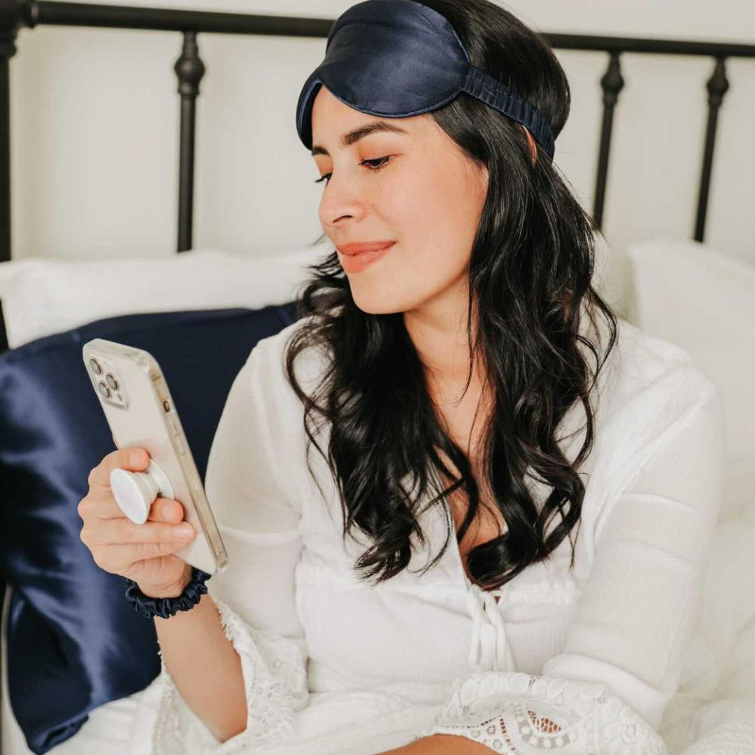 PURE SOL. Beauty Blissful Sleep 100% Mulberry Silk Sleep Eye Mask - Navy